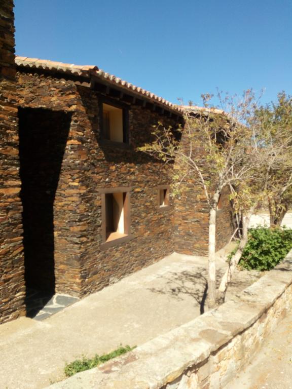 منزل الضيف Cervera de Buitrago  في El Egio المظهر الخارجي الصورة