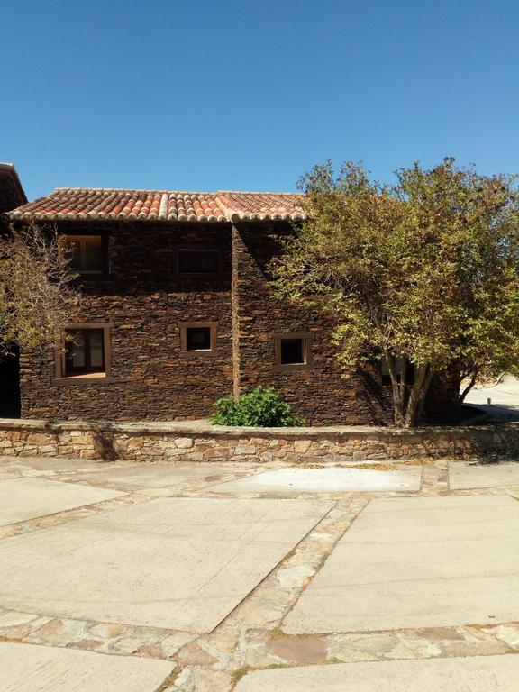 منزل الضيف Cervera de Buitrago  في El Egio المظهر الخارجي الصورة